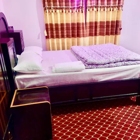 Hotel Sauraha Gaida House Chitwan Exterior photo