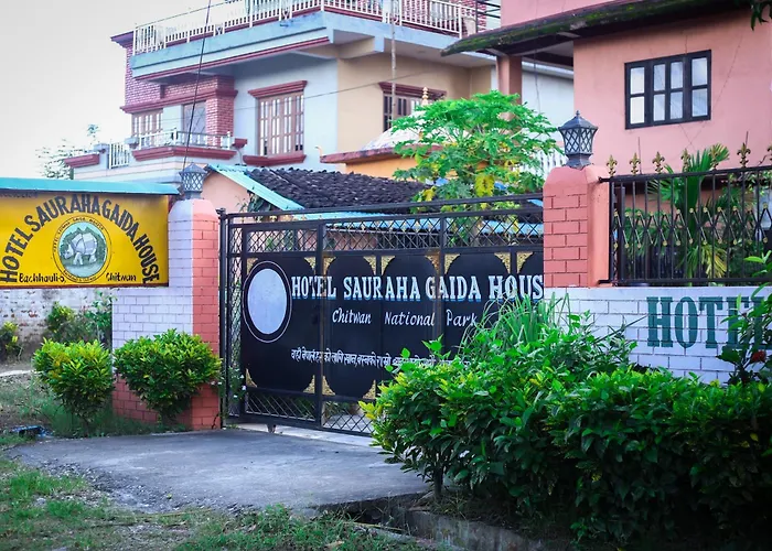 Hotel Sauraha Gaida House