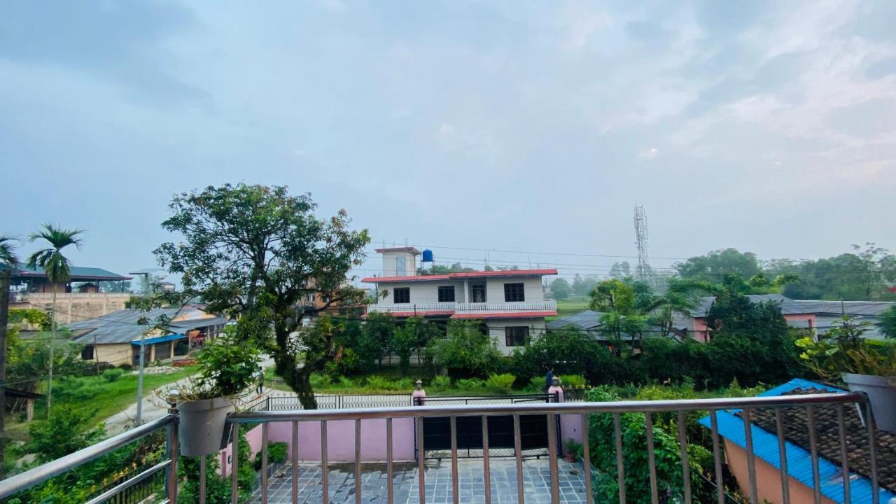 Apartment Sauraha Gaida House